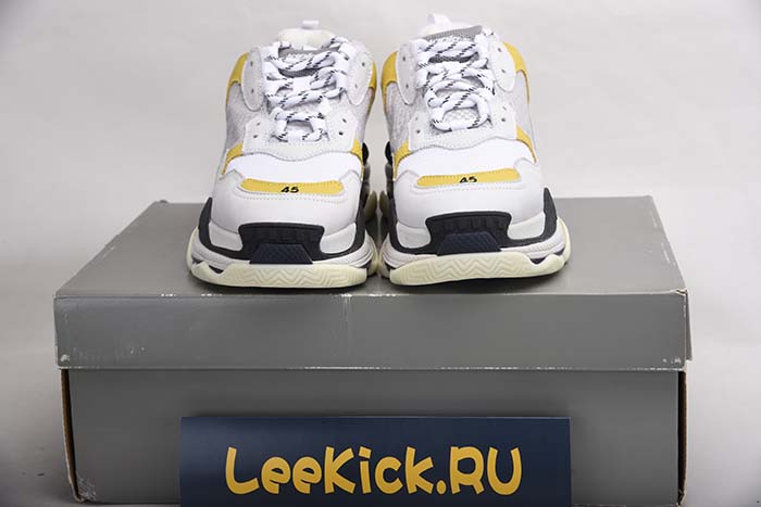 Ba*len*cia*ga 17fw triple s mens  483523-w06e3-7073