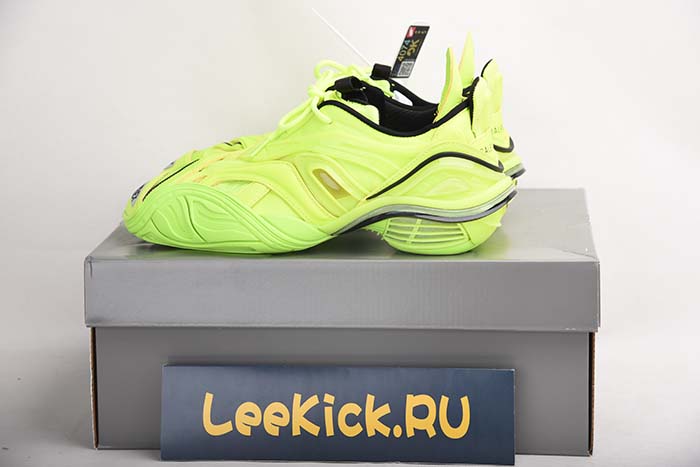 BALENCIAGE 5.0 TYREX 20SS RUNWAY 617535 W2UA1 7320