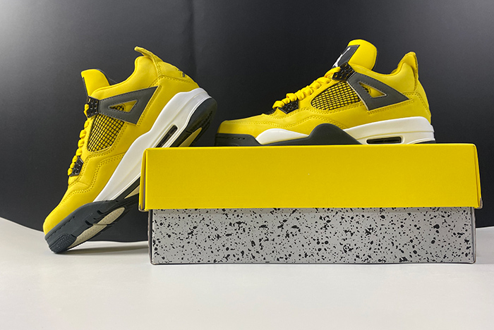 AIR JORDAN 4 RETRO LS 