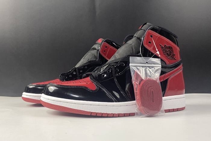 Air Jordan 1 Retro High OG Patent ''Bred'' - 555088-063