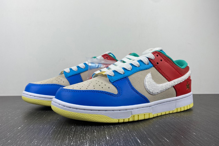 NIKE Dunk SB Low FD4203-111