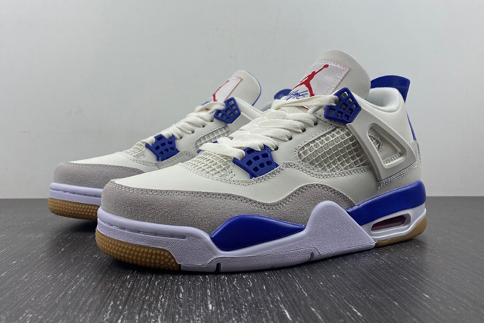 Nike SB x Air Jordan 4 ‘Retro Blue DR5415-107