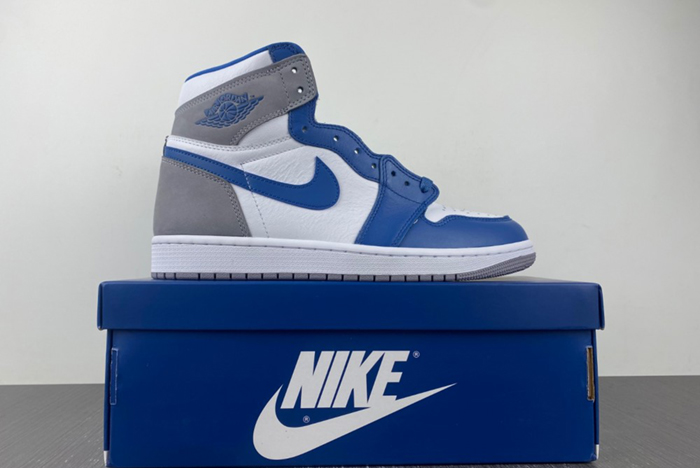 Air Jordan 1 High OG “True Blue” DZ5485-410