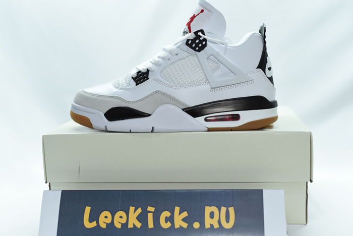 Nike SB x Air Jordan 4 DR5415-100