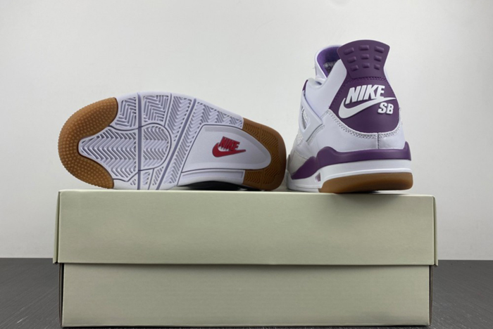 Nike SB x Air Jordan 4  DR5415-150