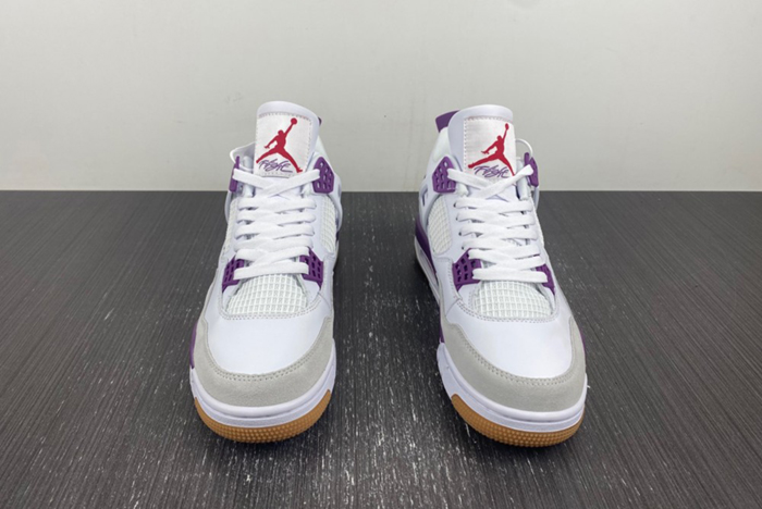 Nike SB x Air Jordan 4  DR5415-150