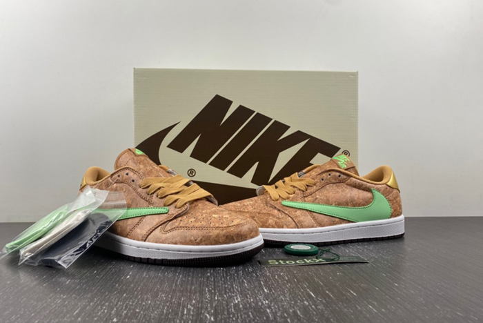 Travis Scott x Air Jordan 1 Low