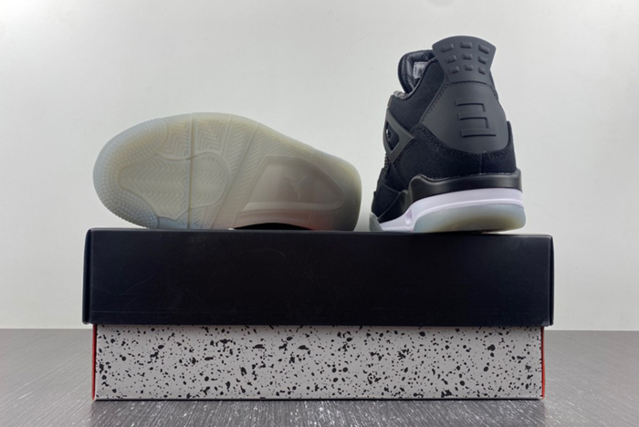 Air Jordan 4 136863