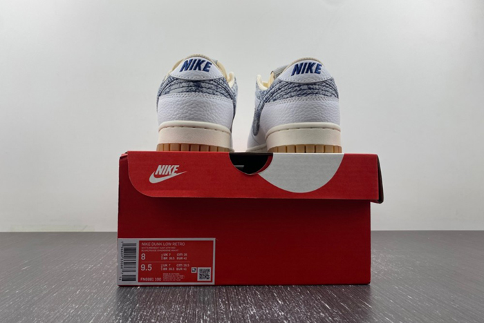 Nike Dunk Low「Washed Denim」