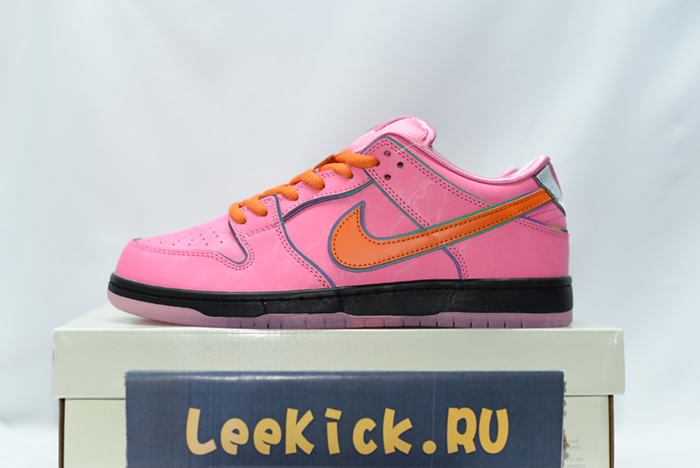 The Powerpuff Girls x Nike SB Dunk Low “Blossom”
