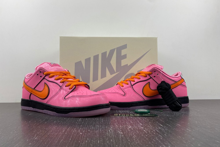 The Powerpuff Girls x Nike SB Dunk Low “Blossom”