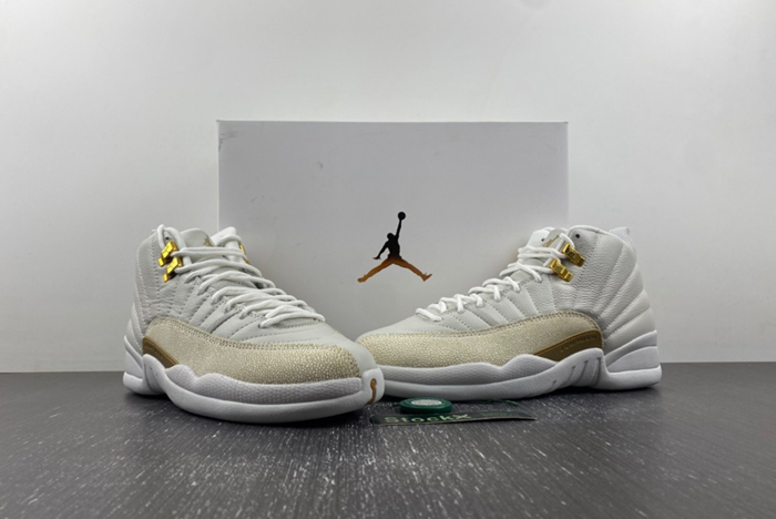 OVO x Air Jordan 12 “White‘’ 873864-102