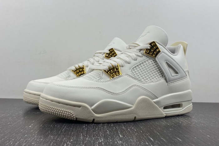 Air Jordan 4 “Metallic Gold”