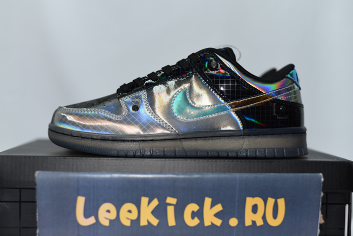 Nike Dunk Low “Hyperflat