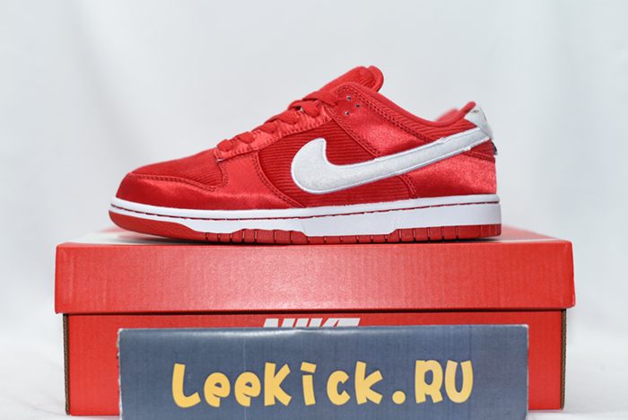 Nike Dunk Low GS “Valentine''s Day”