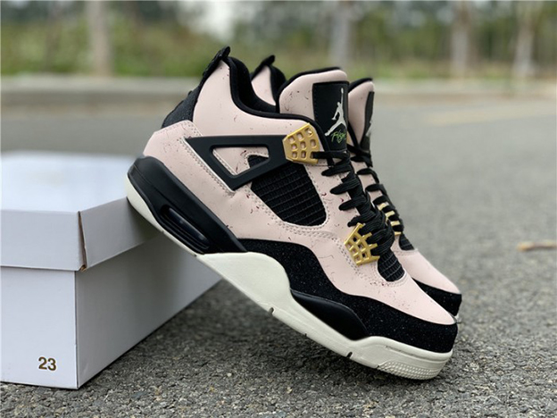 Air Jordan 4 WMNS 