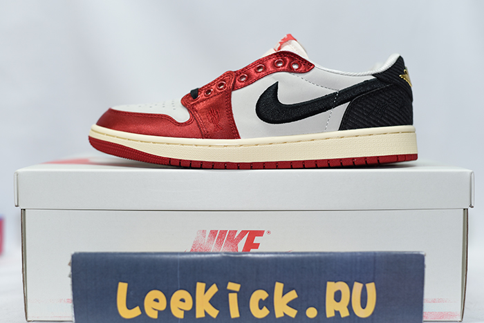Trophy Room x Air Jordan 1 Low OG “Home”