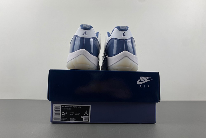 Air Jordan 11 Low white blue