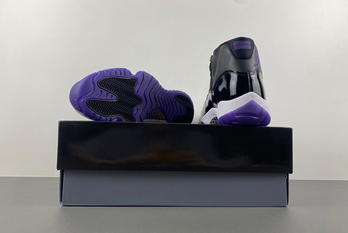 Air Jordan 11 Retro Purple