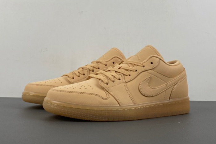 Air Jordan 1 Low SE “Pale Vanilla/Sand”