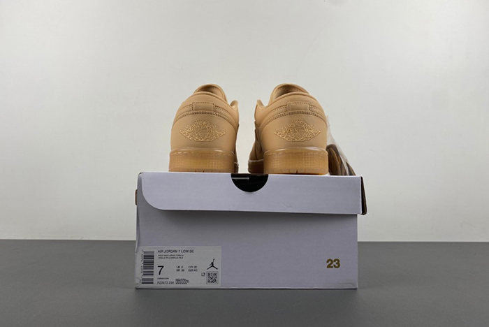 Air Jordan 1 Low SE “Pale Vanilla/Sand”