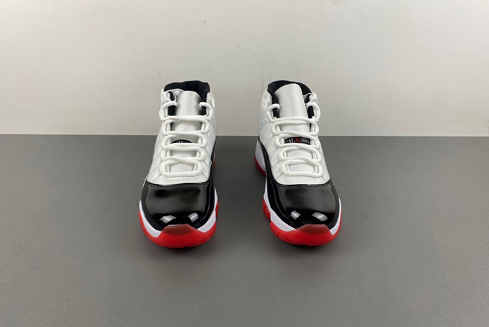 Air Jordan 11 black red CT8012-106