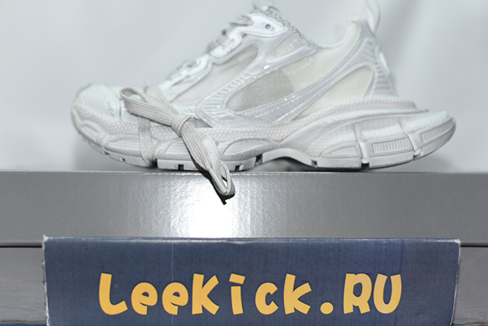 Ba*len*cia*ga -phantom sneaker